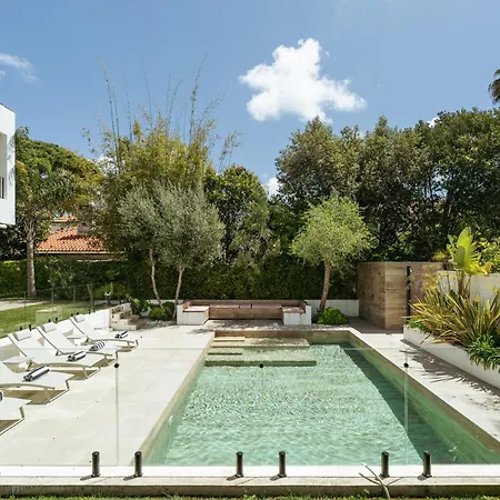 Villa Contemporary By Cadenzalux Cascais