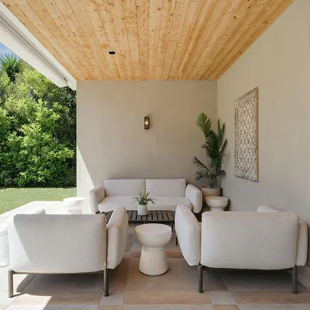 Contemporary By Cadenzalux *