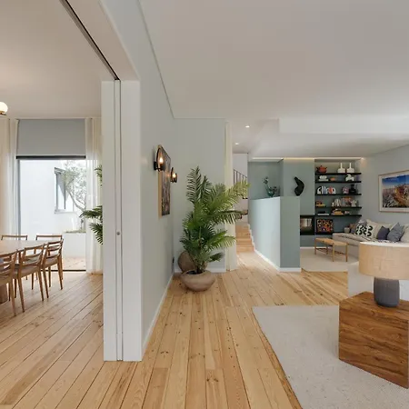 Contemporary By Cadenzalux Villa *