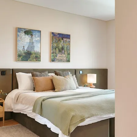 Villa Contemporary By Cadenzalux Cascais