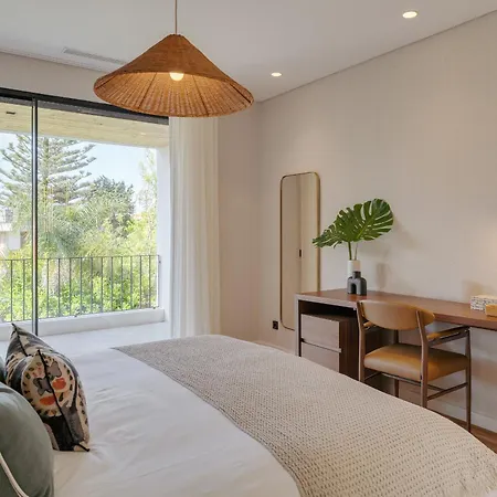 Villa Contemporary By Cadenzalux Cascais