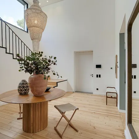 Contemporary By Cadenzalux *