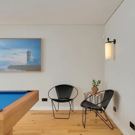 Contemporary By Cadenzalux *