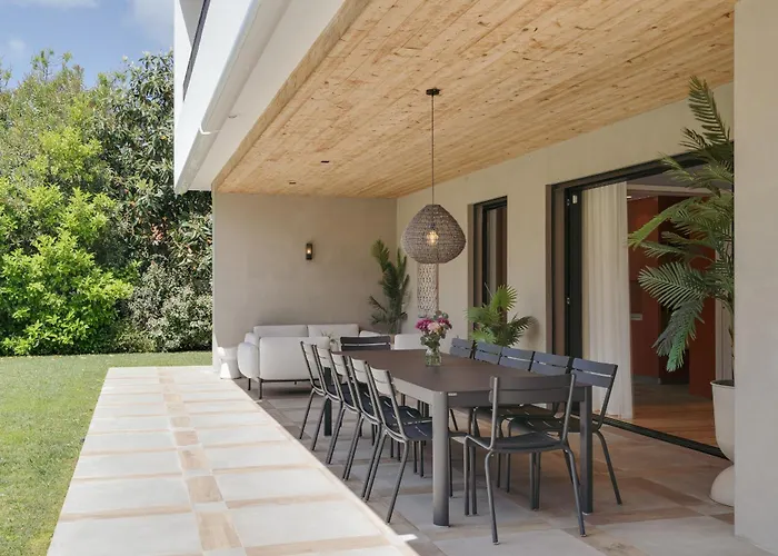 Contemporary By Cadenzalux Villa *