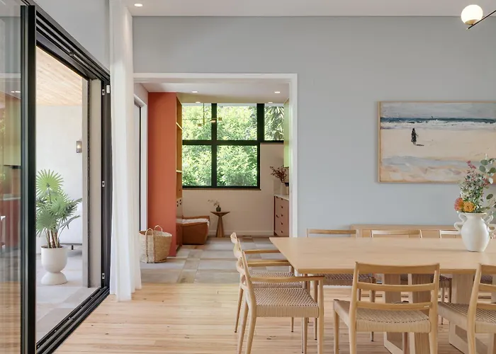 Contemporary By Cadenzalux Villa