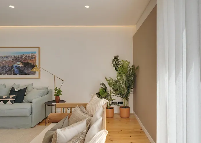 Contemporary By Cadenzalux Villa *