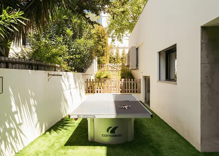 Villa Contemporary By Cadenzalux *