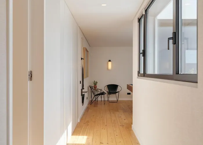 Villa Contemporary By Cadenzalux Cascais